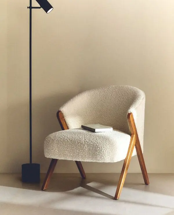 Focus point chair