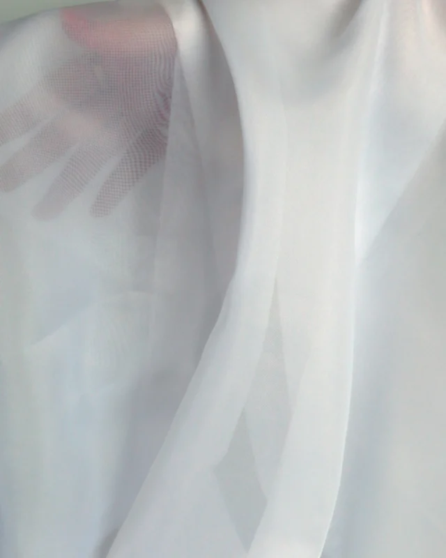 Sheer perfection… ✨ Voiles let the light in while keeping your privacy just right.

Our new collection of voiles for curtains is now available, order your free samples directly from our website, find your local stockist and update your home for the summer months! Link in Bio!

#TheFAbricBox #Voiles #Curtains #CurtainVoiles #InteriorDesign #SummerStyle